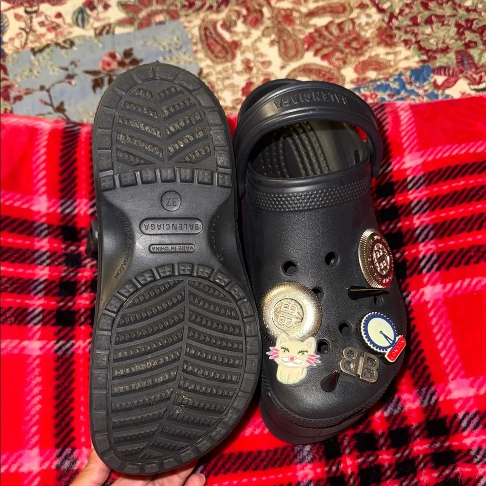 Balenciaga Black Platform Shoes with Charms - Picture 4 of 4